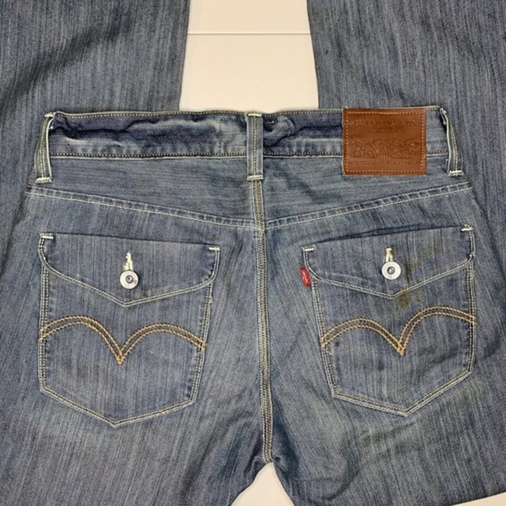 Levi's 514 Mens 32x30 Slim Straight Stone Wash Flap Pockets Denim Blue Jeans Y2K